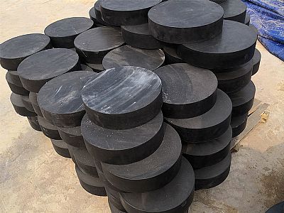 南溪区板式橡胶支座由若干层橡胶片与薄钢板经加压硫化